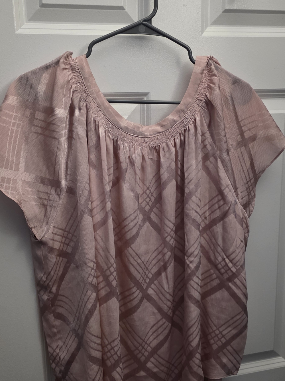 LC Lauren Conrad Mauve Plaid-Print Short Sleeve Blouse
